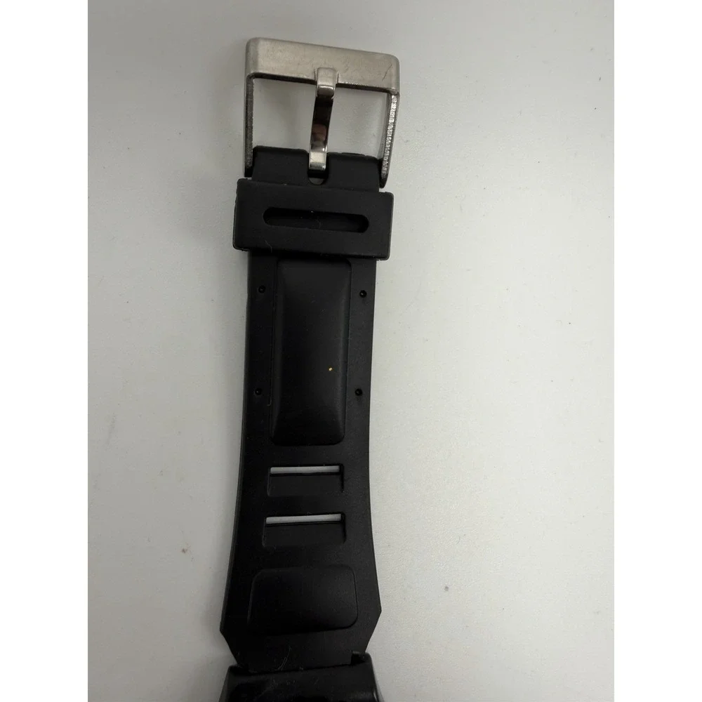 Casio Lx-82 New Battery Ladies Watch 31MM 8